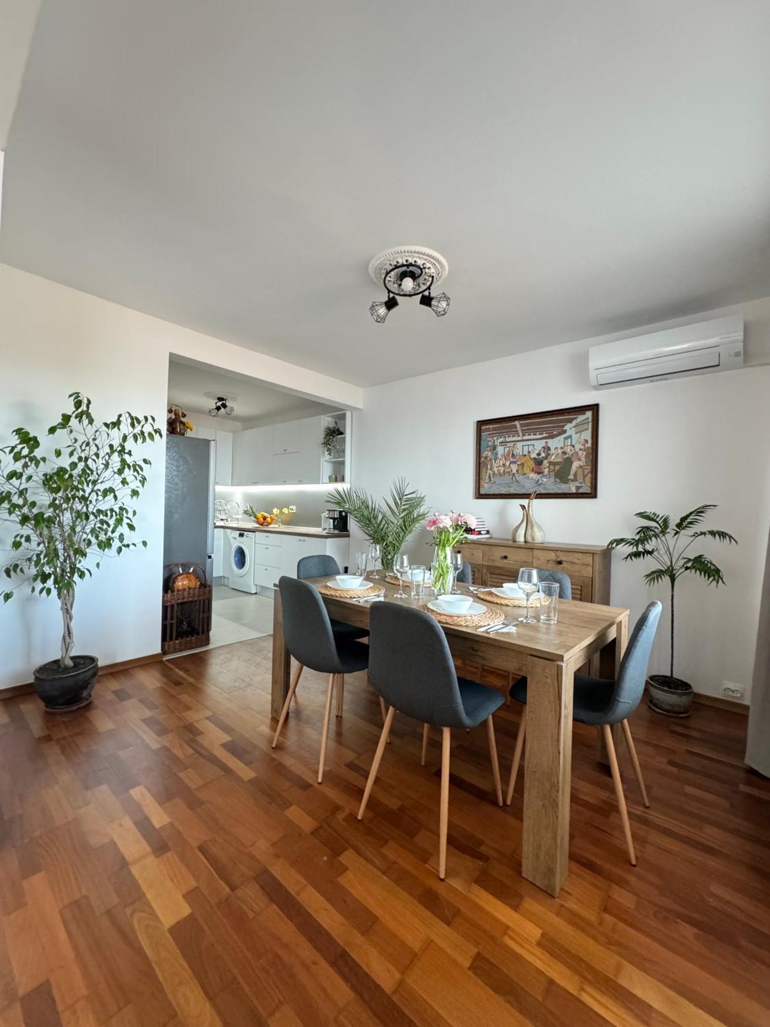 Kakavanen'S Sea View Apartment بالشيك المظهر الخارجي الصورة